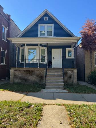 $2,300 / 2br - $2300/mo 2 bedroom 1 bath apartment available! (Chicago)64041812342147120