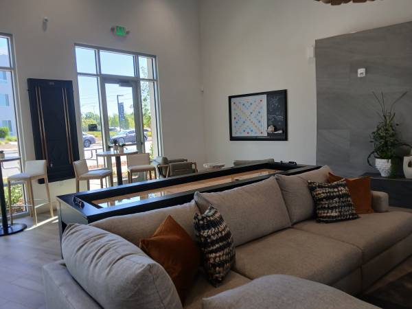$2,178 / 2br - 835ft2 - Where Comfort is the Main Feature. (Sacramento)64044027597059124