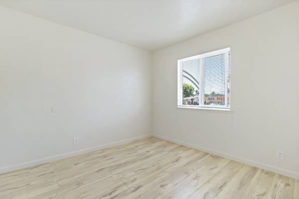 $2,300 / 2br - 660ft2 - 3  bed available, next to San Leandro (oakland north / temescal)64000750116609122