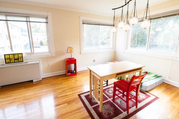 $175,000 / 1br - Beautiful Light-Filled 1BR Condo in Takoma Park, MD (Takoma Park, MD)64040029508482123