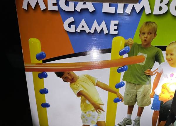 Limbo inflatable 1