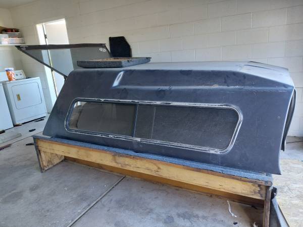 Camper Shell 1