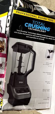 Brand New Ninja Professional Blender 1000 1