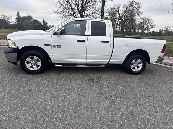 2016 RAM 1500 Tradesman 4x4 4dr Quad Cab 6.3 ft. SB Pickup - $15750.00 (alamo square / nopa)63624254506755122