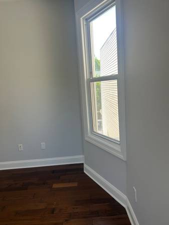 $2,800 / 3br - $2,800 / 1br - 3 Bedroom 1 Bath Apartment in Morris Park (Morris Park, Bronx)64033459676034123