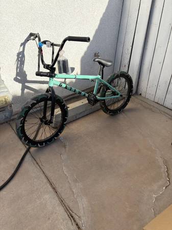BMX BIKE 1