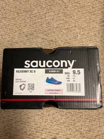 Saucony Cleats - $5 (New Berlin)63471406389633123