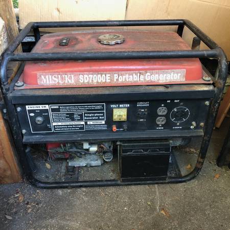 Portable Generator Misuki SD7000E Gas Powered Generator 1