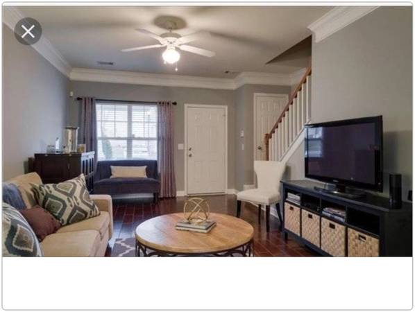 $1,800 / 2hab - 1130ft2 - ¡Se aceptan gatos y perros! ¡Somos amigables con las mascotas! 2 hab / 2.5 ba (Nashville)63680356094209122