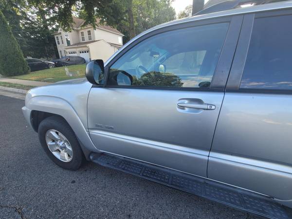 2004 Toyota 4Runner - $4,000 (Manassas Park)63439956329601122
