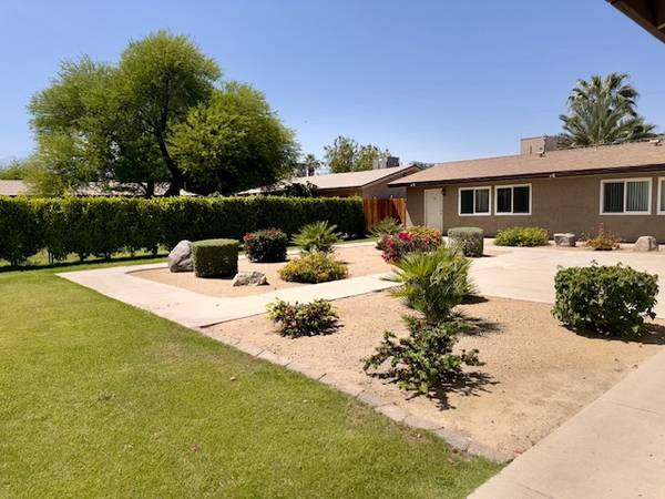 $1,795 / 2br - 2 X 1 APARTMENT HOMES - W/D INCLUDED - PRIVATE YARD (Palm Desert, Bermuda Dunes, Indio, La Quinta)63686264578945122