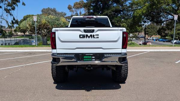 2025 GMC Sierra 2500HD White - Photo 15