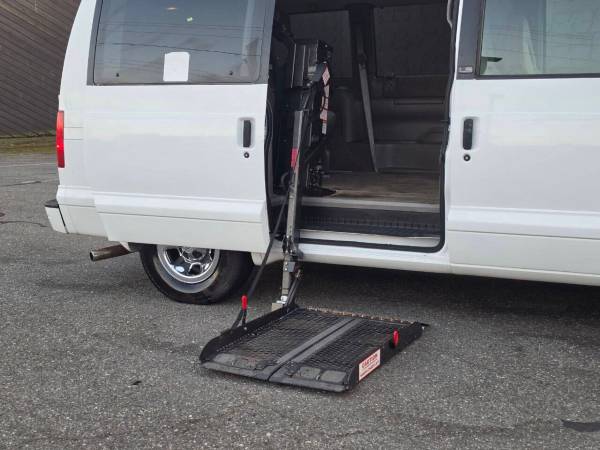 2001 Chevrolet Astro Chevy LS - Photo 13