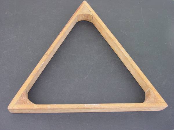 POOL RACK WOOD TRIANGLE BILLIARD TABLE POOL STICK PLAY REGULATION 1