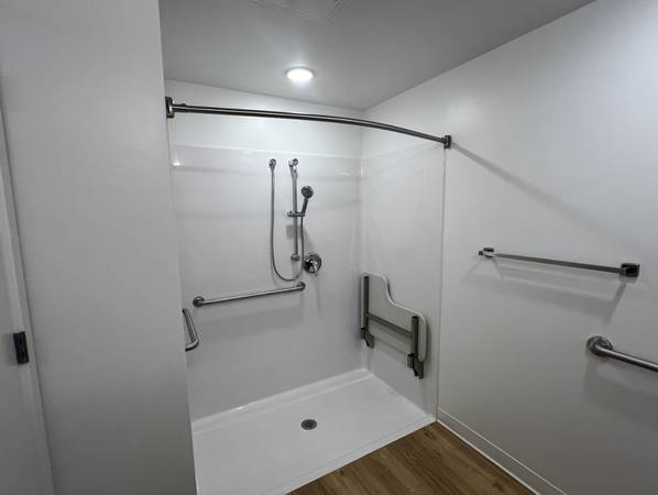 $1,294 / 1hab - 448ft2 - Acceso seguro, bañera/ducha, acceso a Internet (540 NE 99th Ave, Portland, OR)63914741132802123