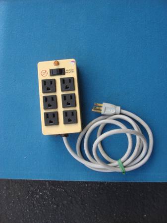 TRIP-LITE TRANSIENT & SURGE  SUPPRESOR 1