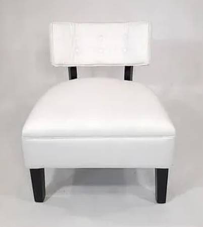 White Upholstered Chair w/Tufted Back (QTY x2 avail) 1