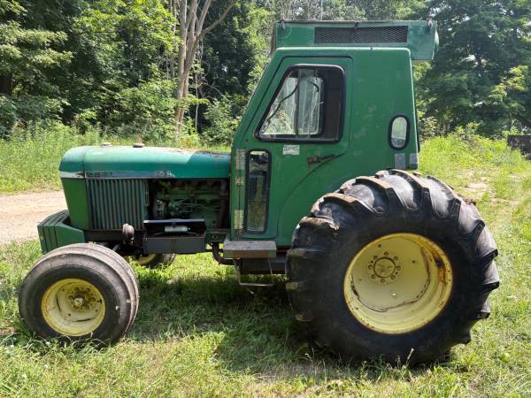 John Deere 2640 1