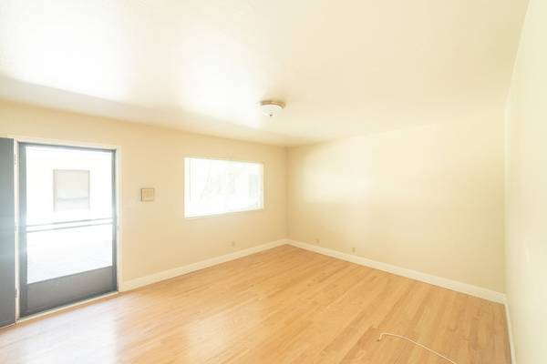 $1,787 / 1br - 1 Month Free! Lake Merritt, pet-friendly, garden vibes! (oakland lake merritt / grand)63847326469889122