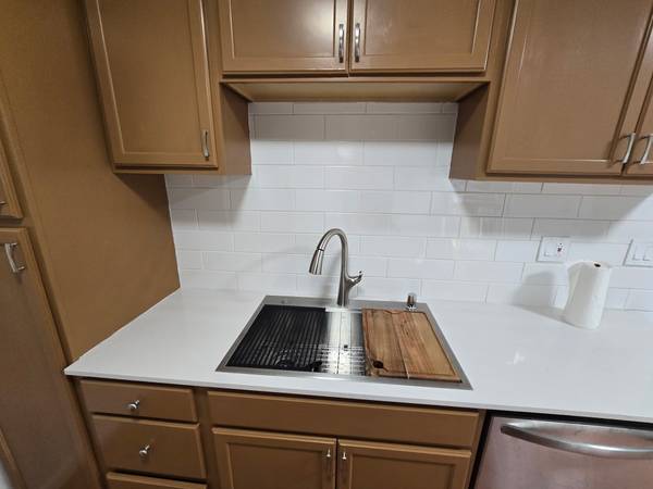 $3,500 / 2br - 811ft2 - COCINA RECIENTEMENTE REMODELADA, A 3 CUADRAS DE LA UNIVERSIDAD - CAMINAR A STANFORD (palo alto)64049800035459122