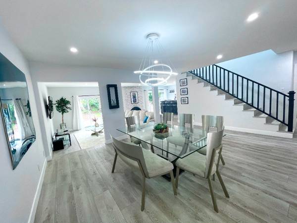 1 4BD/3BA Modern Home in Playa Del Rey – Close to LAX and Beach Cities 1