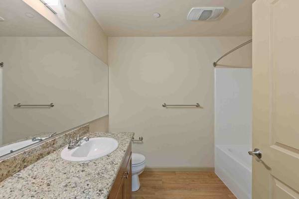 $1,399 / 498ft2 - Cozy first floor studio apartment!! $1000 off move in expenses!!! (Wenatchee)63690628536195121