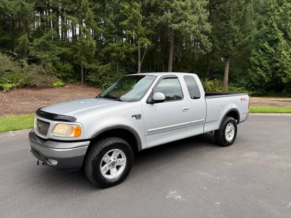 2003 Ford f150 4x4 low miles - $8,900 (Puyallup)63654707597953121