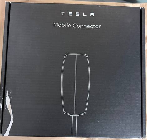NEW UNOPENED Tesla Mobile Connector 1