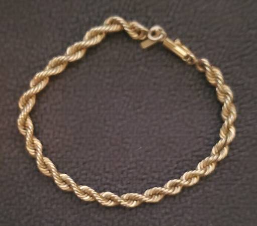 Twisted Rope Chain 1