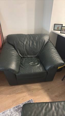 Leather chair 1