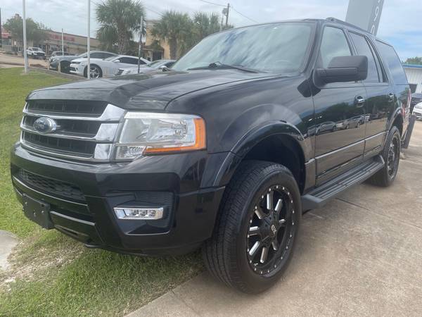 2016 Ford Expedition XLT. . . $4000 down . . DEAL OF THE YEAR ! ! - $21,900 (1990 hwy 6 . . . .832-206-3054 . 👍☎)63622306768769123