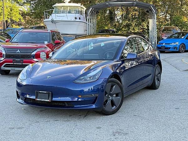 1 2023 Tesla Model 3 1