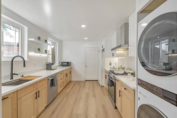 $4,500 / 3br - Hermosa casa de 3 dormitorios, 2 baños en alquiler ~! (san jose downtown)63687423062913122