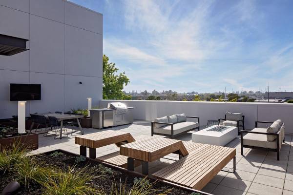$4,351 / 2br - 1283ft2 - Fitness center, Smart NEST thermostats, Private balconies (alameda)63657982103555120