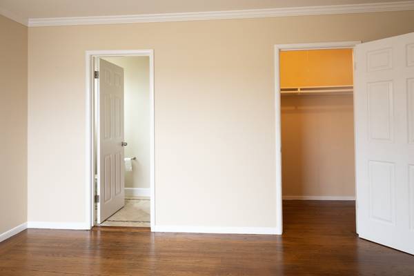 $1,200 / 1br - Private Room for Rent w/ Own 1/2 Bathroom - SFSU Westlake Daly City (daly city)63880134344961121