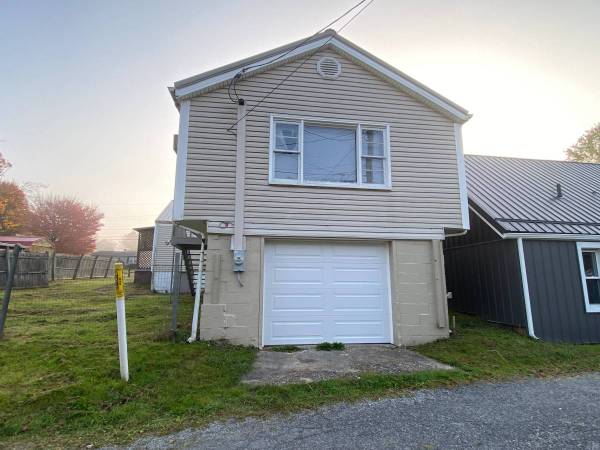 4BR 1BA 1