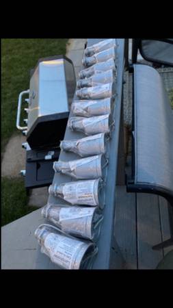 12x (TWELVE) Red dot S500E floodlight / lampholder 97B3 $5 each or $50 1