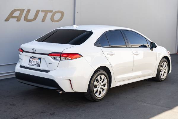 2023 Toyota Corolla LE sedán Ice Cap - $20,660 (LLAME 510-722-6092 !!)63617544702467123