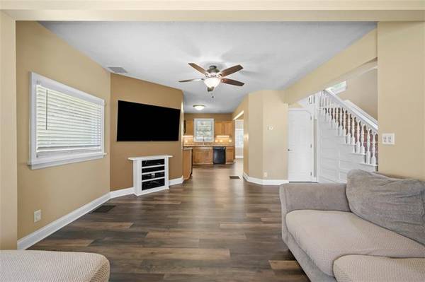 $279,000 / 3br - Una casa bien mantenida de tres dormitorios ubicada en Adams Twp | Mars (102 Clarks Lane)64013203224706124