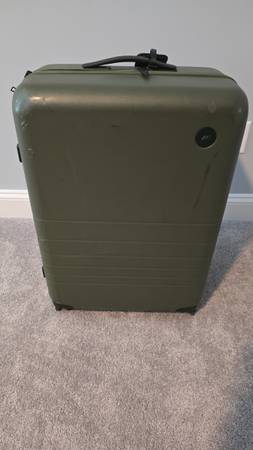 Monos hard-sided luggage, medium 1
