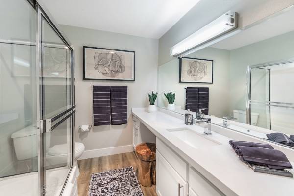 $3,590 / 2br - 797ft2 - Fabulous 2bd/2ba with RESORT STYLE Amenities- Pet Friendly! (Sherman Oaks)63953075046018124