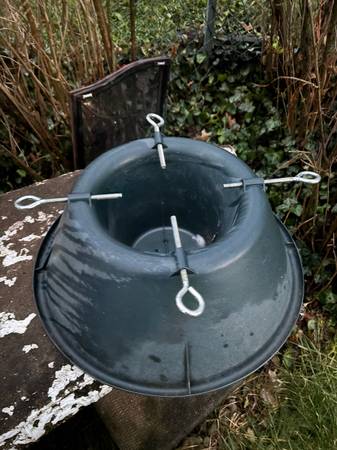 Chrismass tree base 1