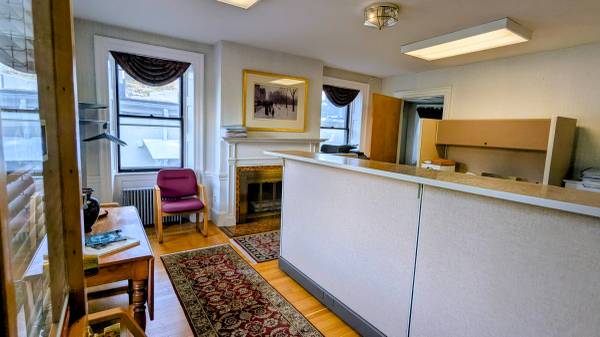 Arlington Office space / Steps to bus /Parking/ Great location 1