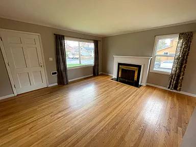 $1,200 / 3br - Welcome to your new and beautifull  house in Portland! (2131 NE Saratoga St, Portland, OR)63999316008194121