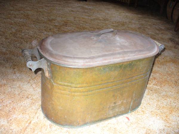 Copper boiler with lid 1