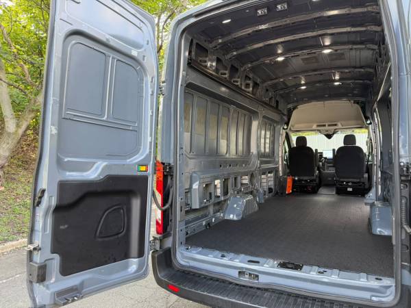2023 Ford Transit 350 EL - Photo 15