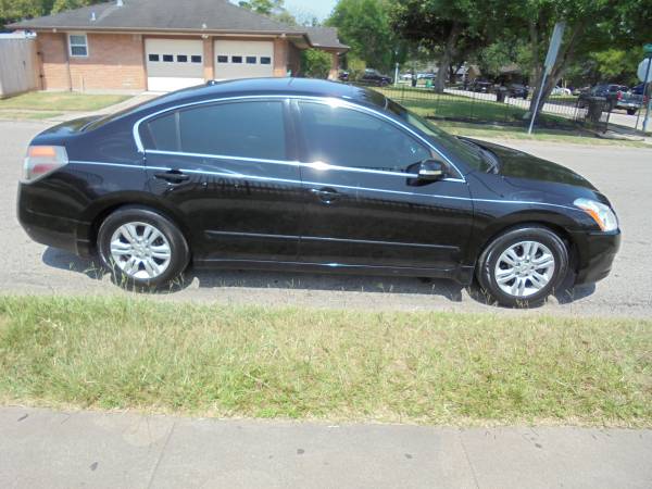 2012 Nissan Altima 2.5 L - $5,999 (sw houston)63617083043587121