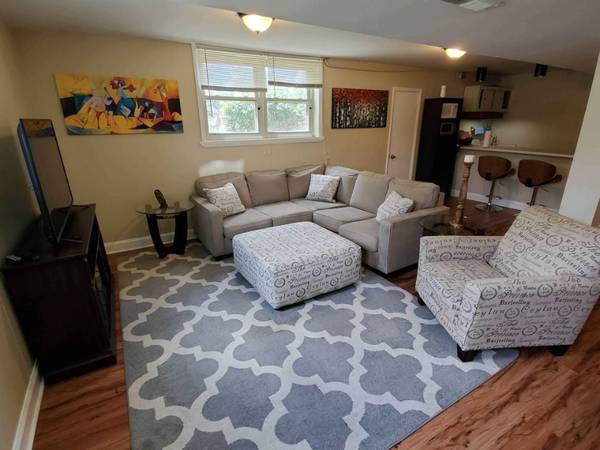 $800.00 / 1br - SHARED HOUSE,STUDENTS WELCOME63904699115267121
