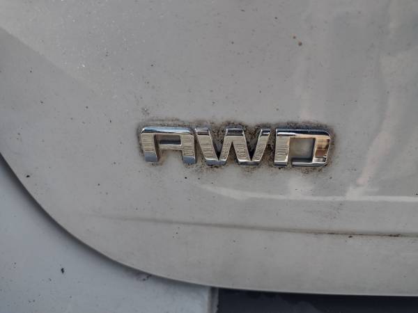 Chevrolet Equinox AWD - $6,500 (spokane)63613077588225121