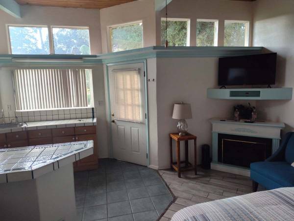 $1,350 On-Site Laundry Facilities, RV Lot Spaces, Basketball Court (8710 Prunedale North Rd, Salinas, CA)64009499726339123